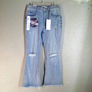 Tinseltown jeans size 11 ( box AX )